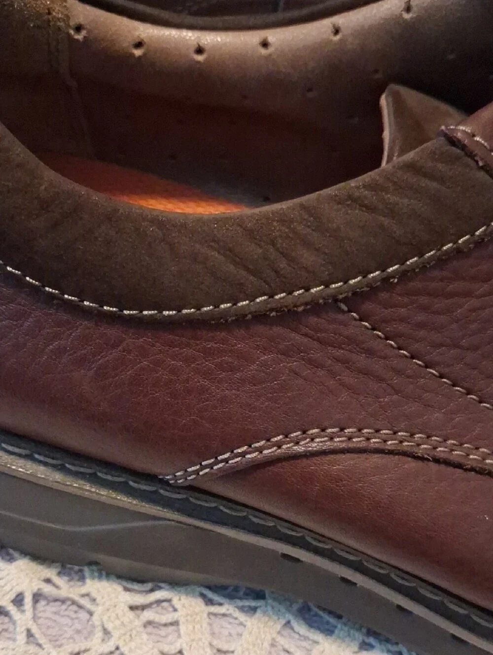 Clarks Men's Brown Leather Lace-Up Chukka Boots